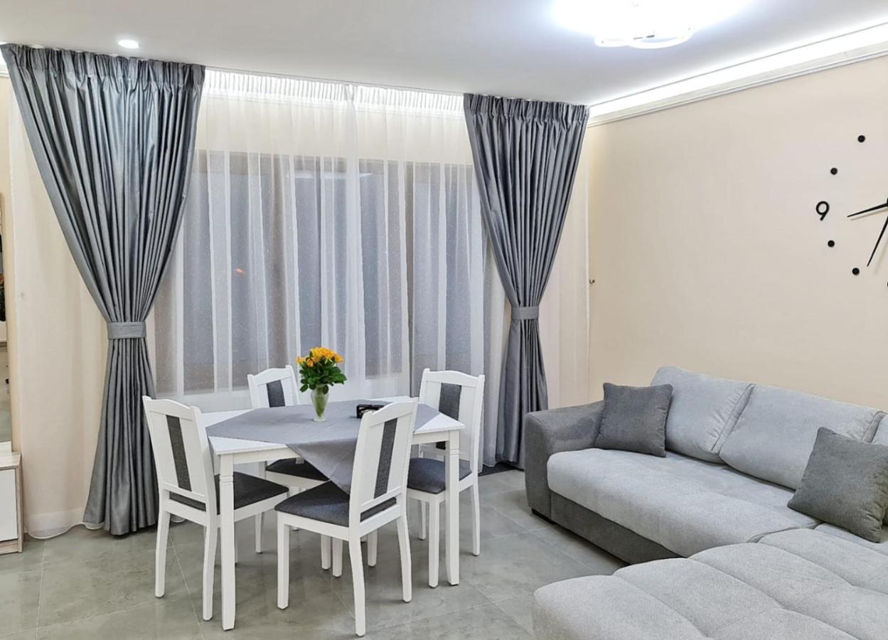 Apartament Lexannona Buşteni Εξωτερικό φωτογραφία